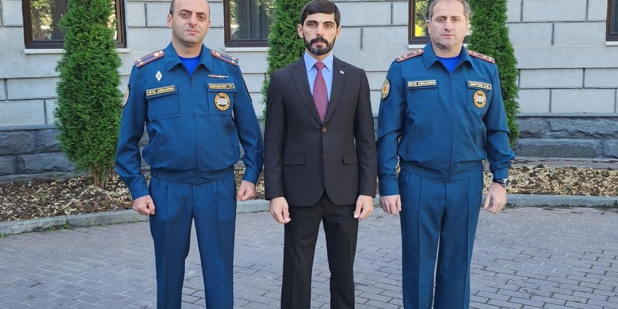Делегация МЧС Абхазии во главе с министром Алиасом Авидзба прибыла в Южную Осетию на торжества по случаю Дня МЧС республики, которые пройдут 5 октября
